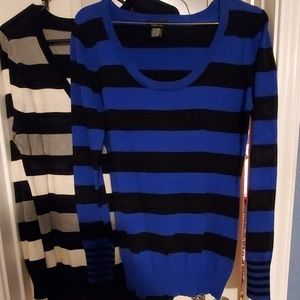 Rue 21 long sleeves 10 for both 5 for one